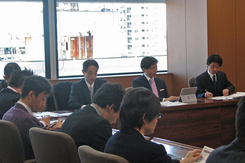 日本郵便株式会社との共同研究会の様子の写真