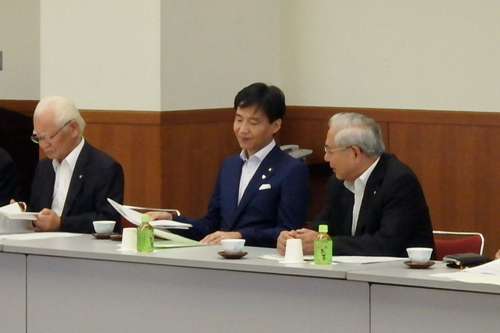 愛知県土地改良事業団体連合会　理事会の様子の写真