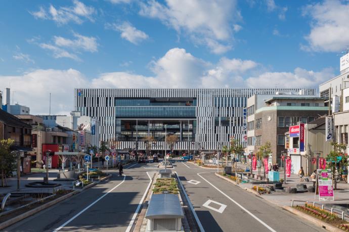 写真：尾張一宮駅前ビル