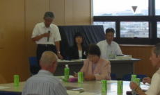 写真：一宮市市議会の役割、活動状況についての講義の様子