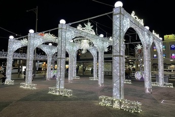 写真：一宮駅東広場の様子