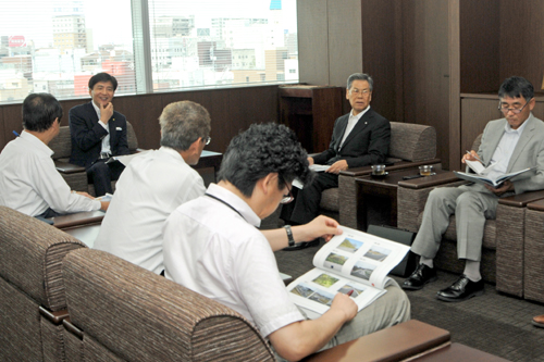 写真：来訪の様子の写真