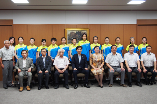 写真：淮安市女子中学生スポーツ(卓球)交流訪日団の様子の写真