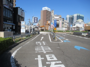 銀座通公共駐車場入口の画像