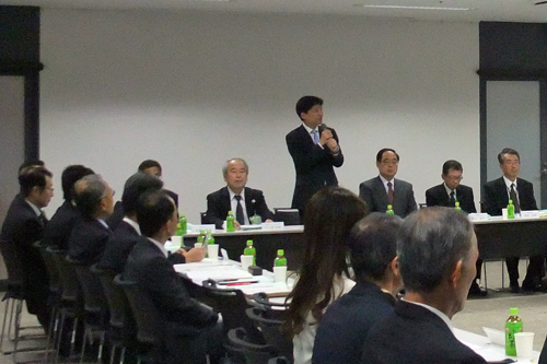 写真:土地利用懇談会の様子