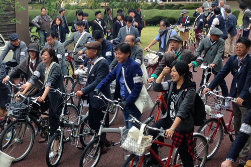 写真:ツイードラン尾州2015の様子