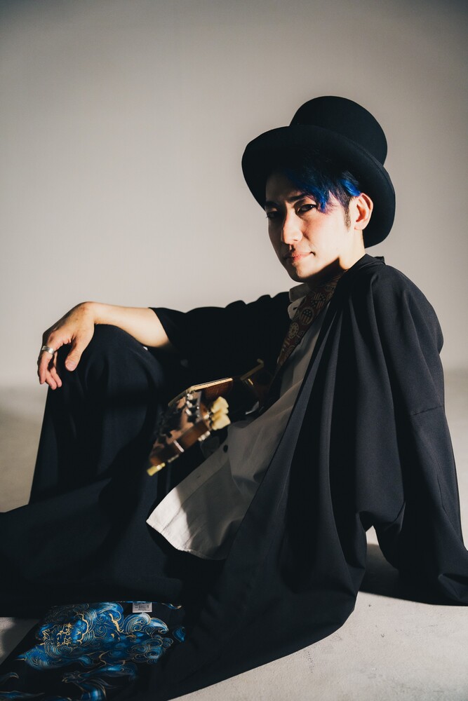 與儀隆一(Neo Japanesque)の写真。