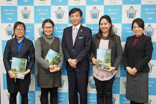 名古屋大学大学院留学生 来訪の様子の写真