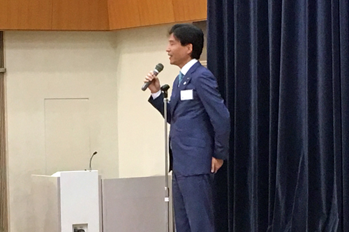 安心ネットづくり促進協議会情報交換会のあいさつの様子の写真