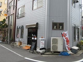 写真：外観（喫茶newザイル）
