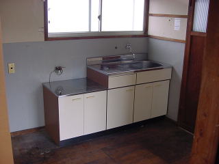 写真:尾関住宅(簡易耐火平屋建) 内観1