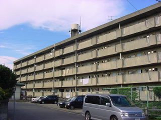写真:大和東住宅 外観