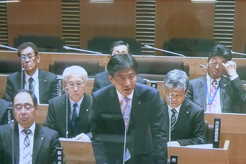 本会議の様子の写真