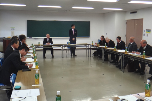 会議の様子の写真