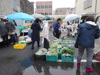 写真：朝市の様子