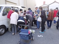 写真：朝市の様子