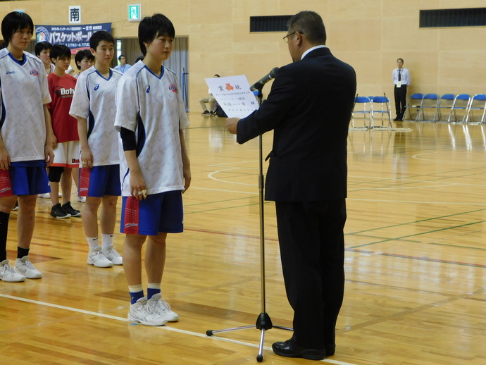 写真：開催前5日　表彰