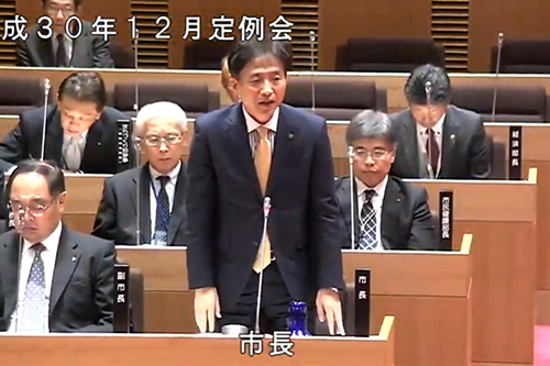 本会議の様子の写真