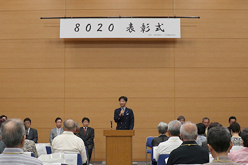 あいさつする市長の写真