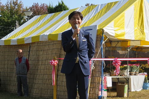 あいさつする市長の写真
