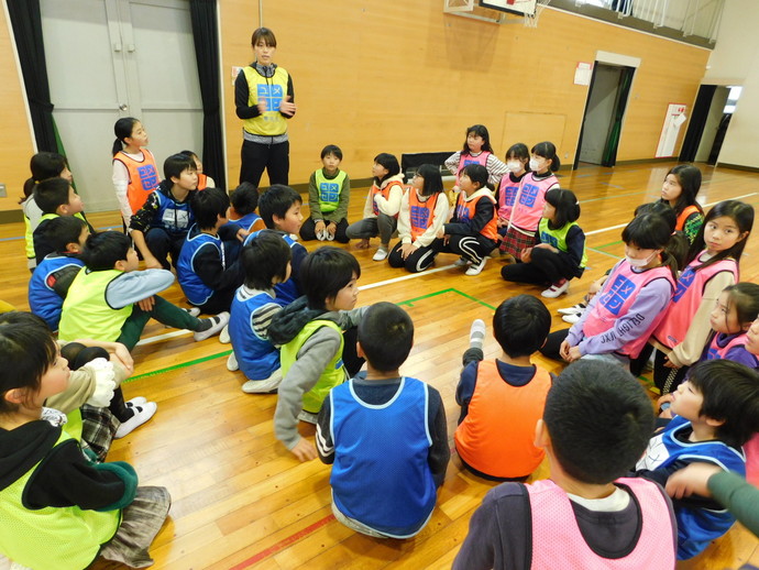 写真：話し合う様子3