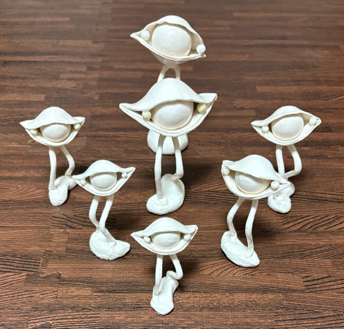 写真：「メッセージん君たち」2025　鈴木瑞祥