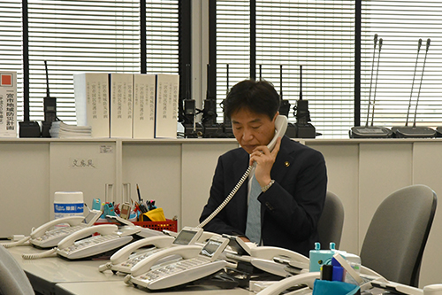 「中野市長のミニ広報」(5月12日 コミュニティーFM放送分)収録の様子の写真