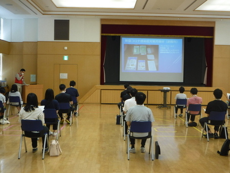 避難所運営訓練説明の様子
