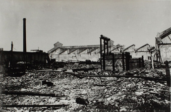 写真：戦災で焼失した街並み2