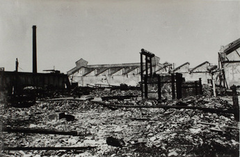写真:戦災で焼失した街並み2