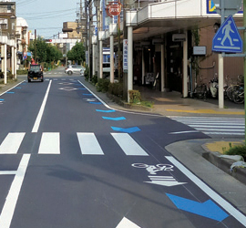 自転車マークの表示の写真