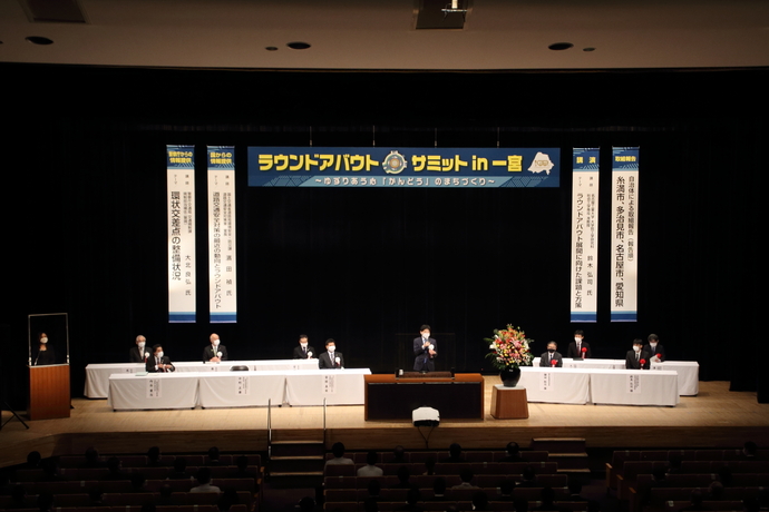 写真：講演会の様子1