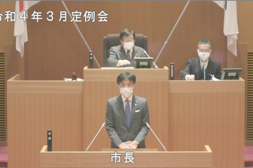 本会議の様子の写真