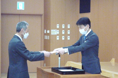 交付の様子の写真