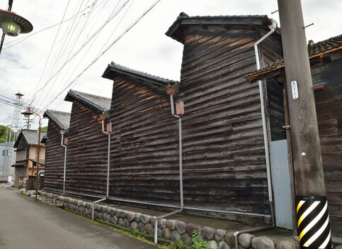 のこぎり屋根工場