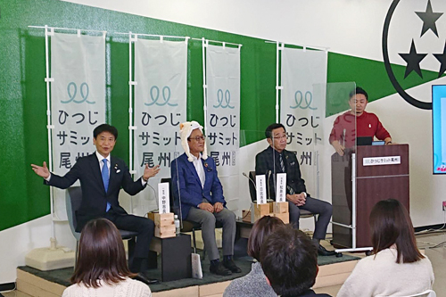 前夜祭に出席した市長の写真
