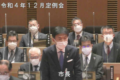 本会議の様子の写真