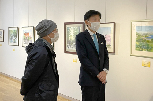 視察の様子の写真