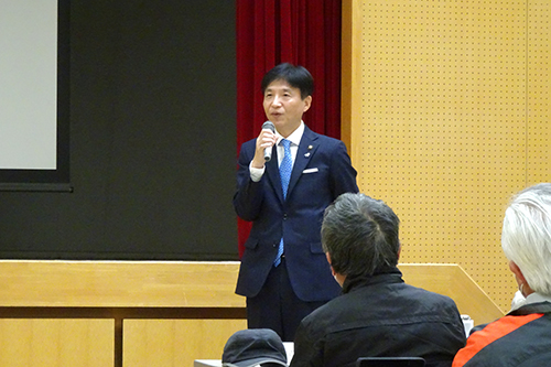 市長が大徳・朝日連区の町会長会議を行う写真