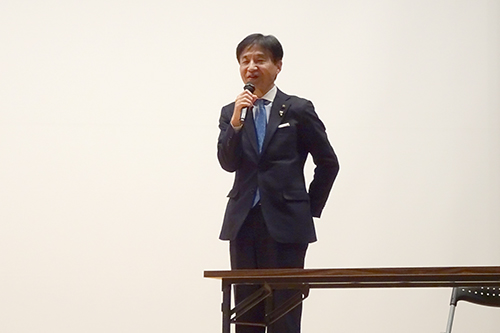 市長が町会長会議を行う写真