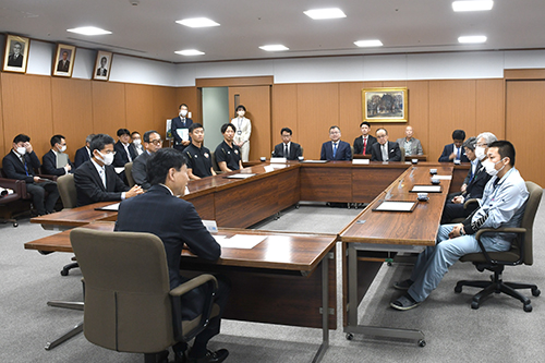 市長感謝状贈呈式の様子の写真