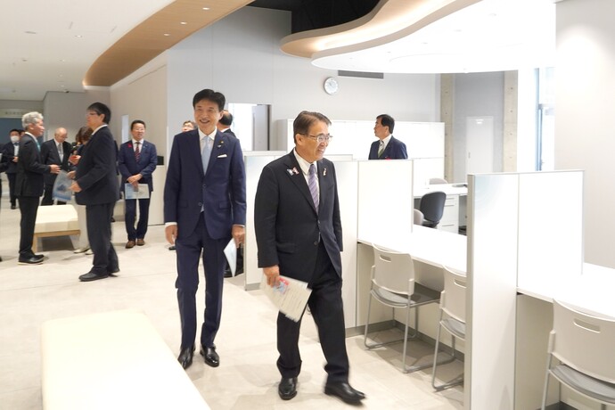 新保健所館内視察