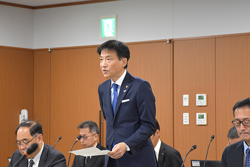 議会運営委員会の写真