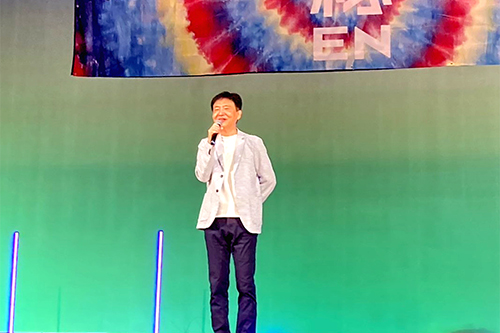市長があいさつしている写真