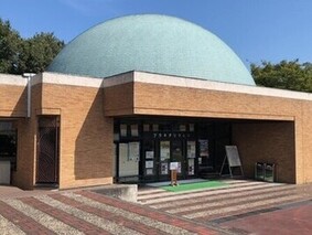 プラネタリウム館