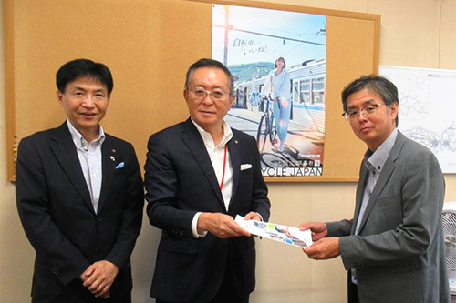 市長が要望活動している写真