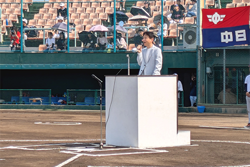 市長があいさつしている写真