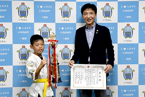 訪問者との記念写真