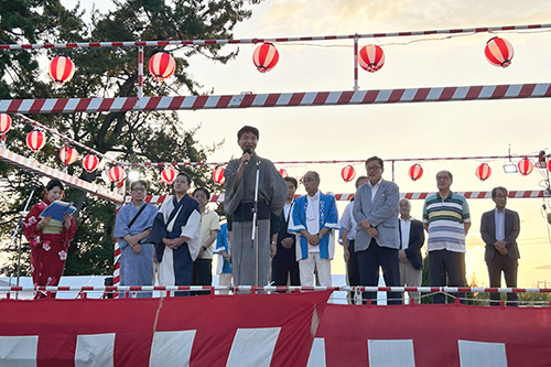 市長があいさつしている写真