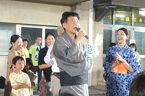 市長があいさつしている写真